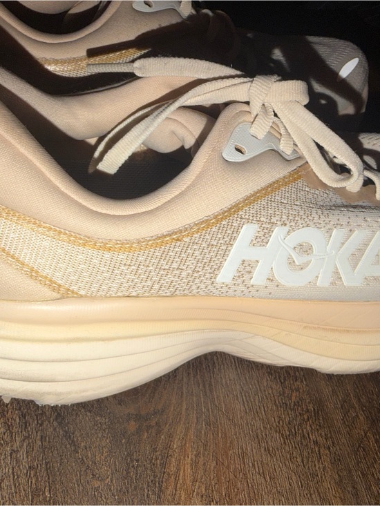 Hoka Shoes - Hoka Women's Athletic Trainer in Light Beige and White